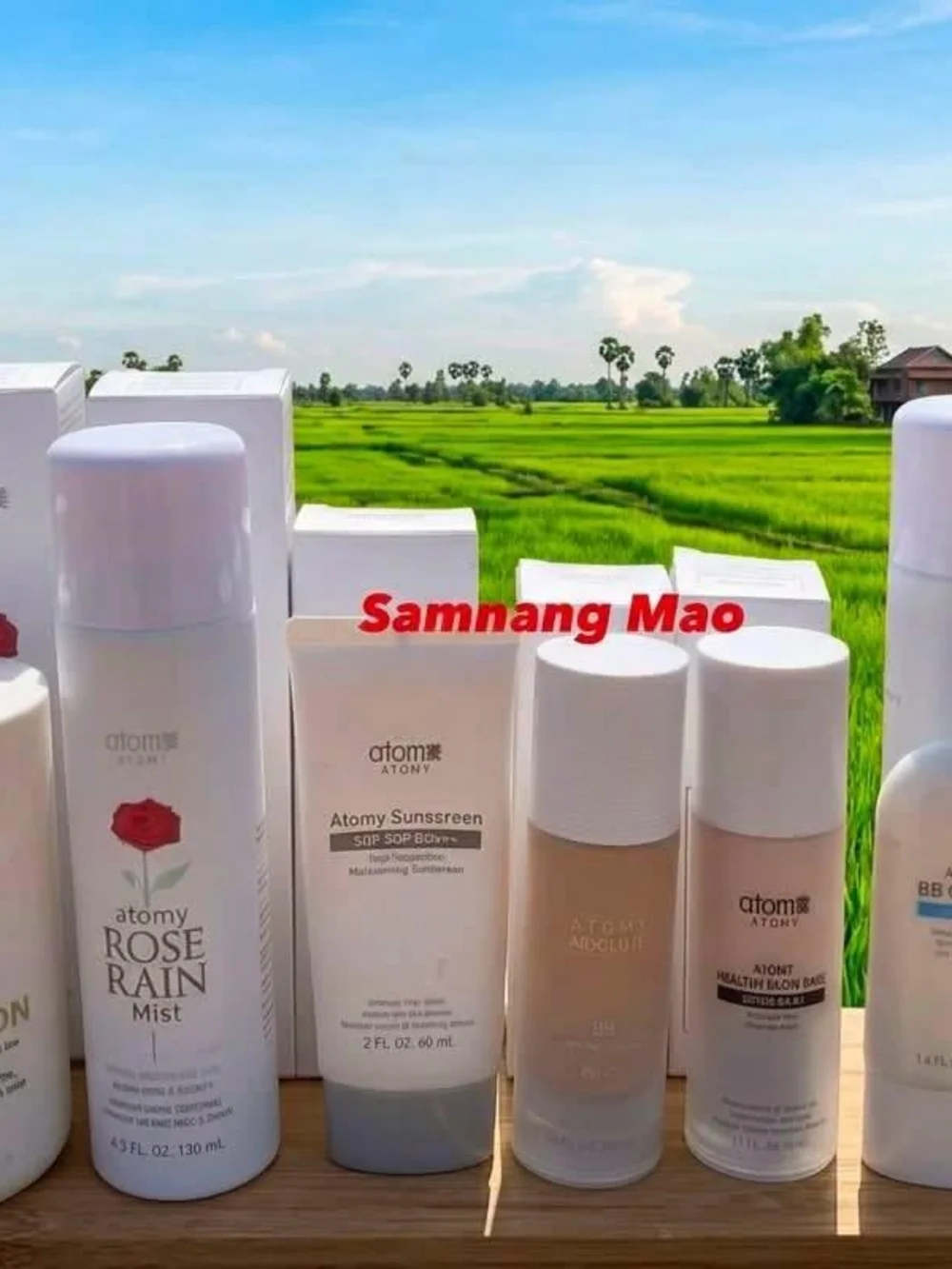 Rose Rain Mist & Skincare Set in White